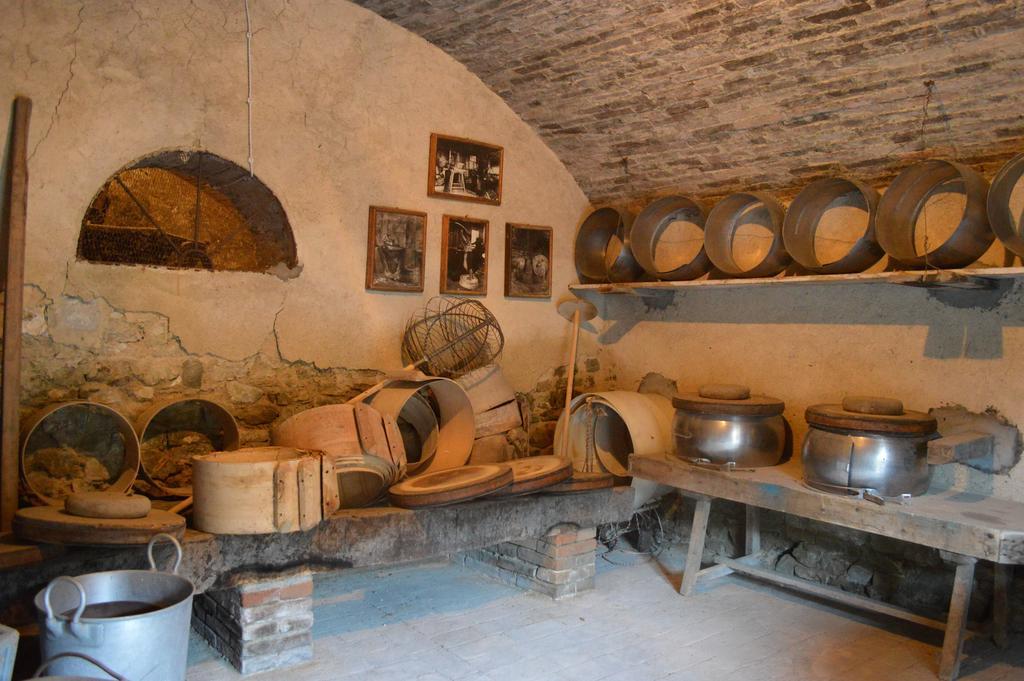 Agriturismo Cavazzone Regnano  Eksteriør billede