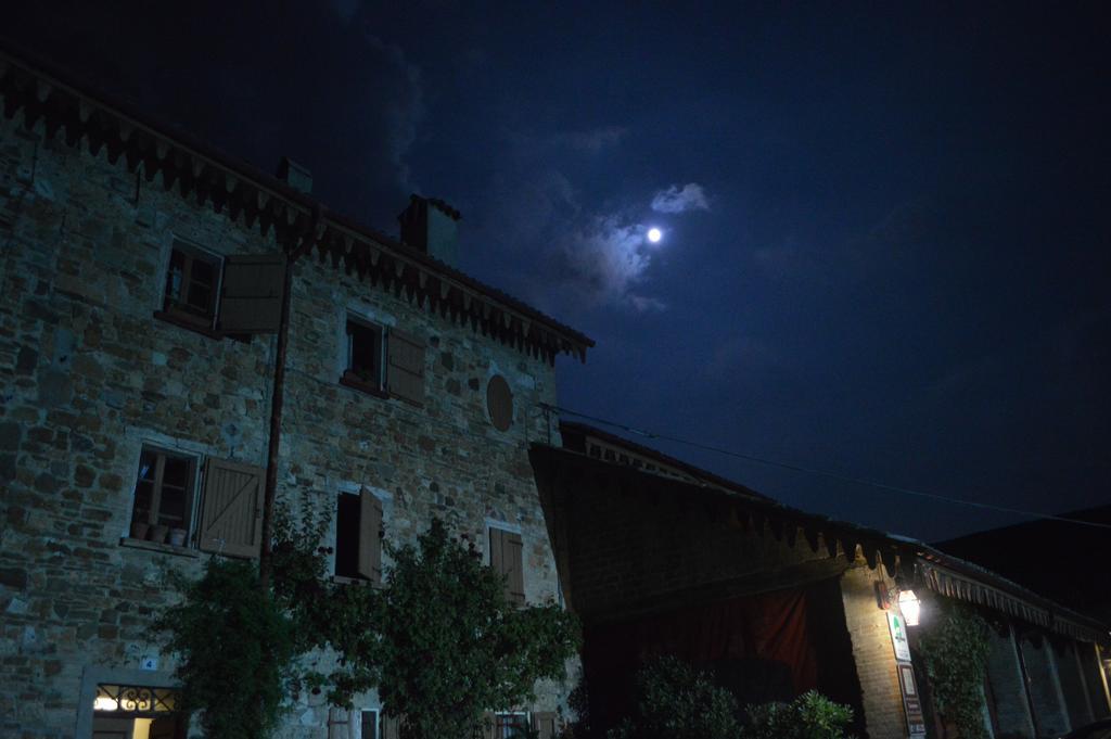 Agriturismo Cavazzone Regnano  Eksteriør billede
